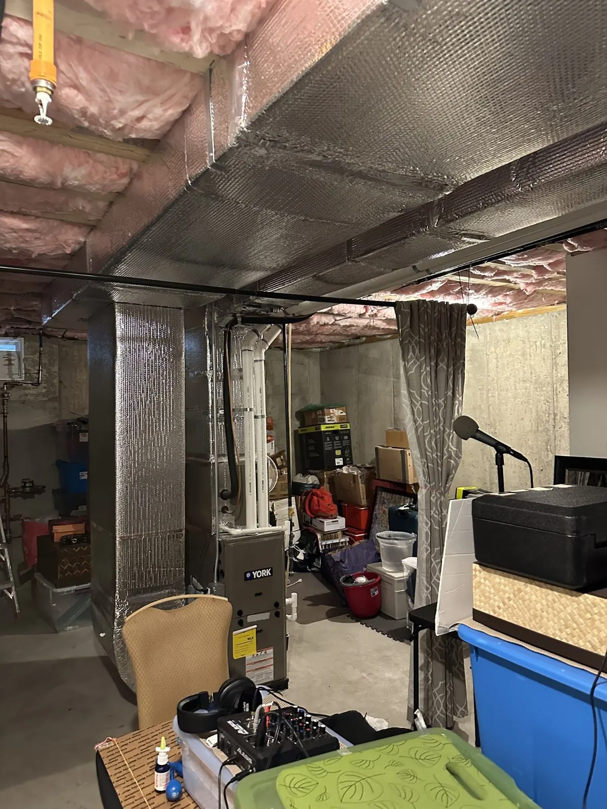 Furnace and insulated basement ductwork